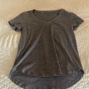 Gravy V- line T-shirt